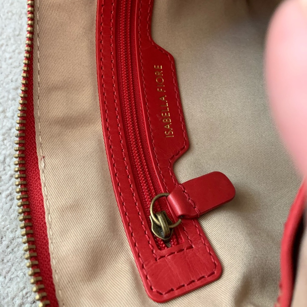 VGUC Isabella Fiore Crossbody bag red leather - Picture 10 of 13